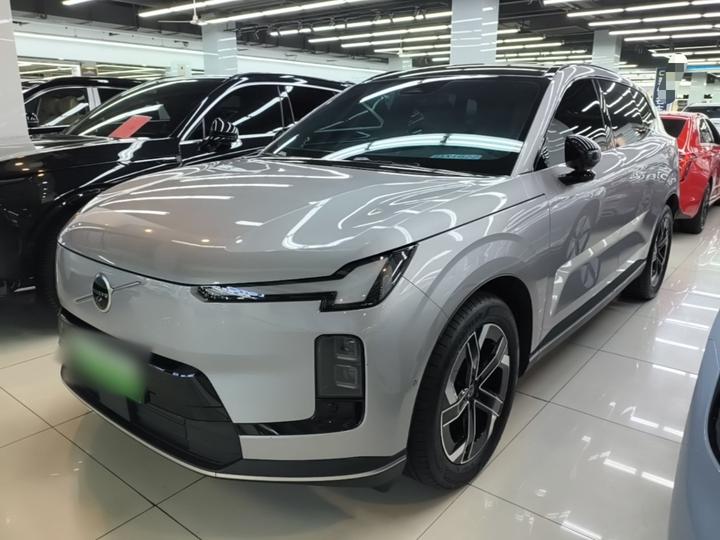 XC70 Hybrid 2026 RWD Long Range Core