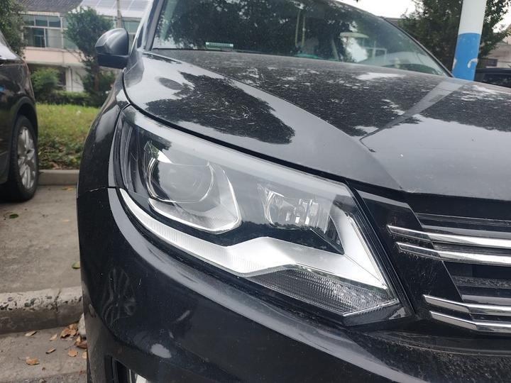 Tiguan 2016 300TSI AT AWD photo 7