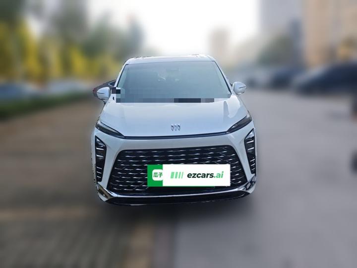 GL8 EV 2024 Smart 7-Seater photo 2