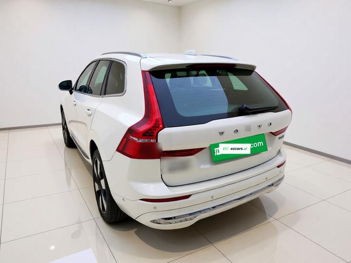 XC60 EV 2024 T8 PHEV Long Range AWD Luxury photo 4