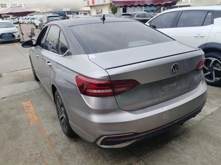 Lavida 2024 300TSI DSG Leading photo 4