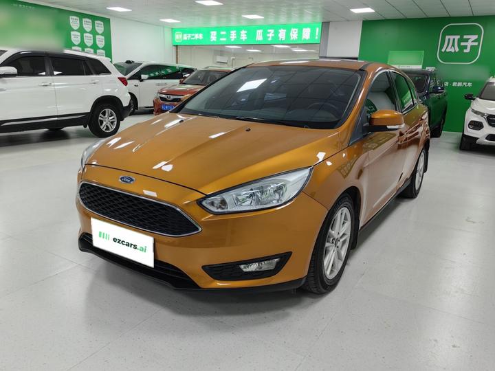 Focus 2017 Hatchback EcoBoost 125 AT Fashion