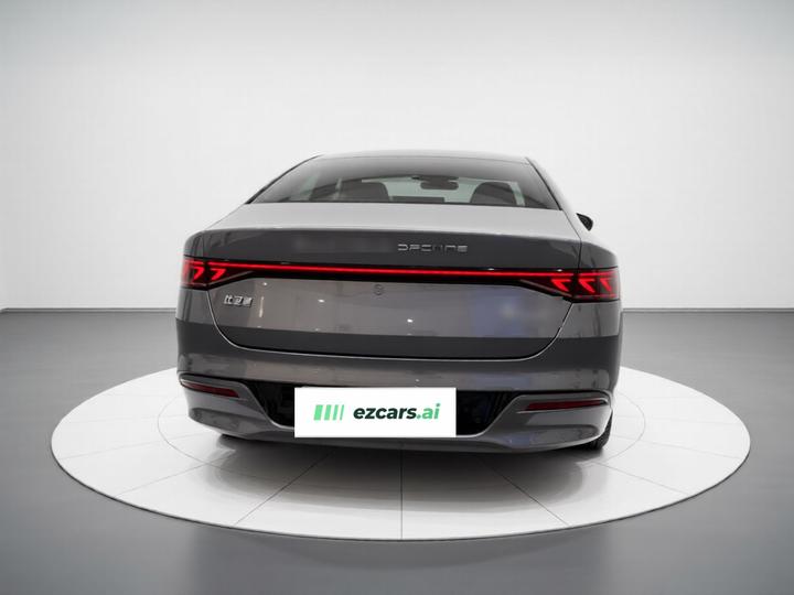 Qin PLUS 2021 EV 500KM Premium photo 5
