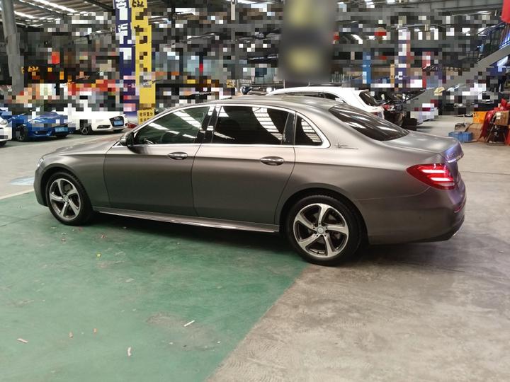 E-Class 2017 E 200 L Sport 4MATIC photo 3