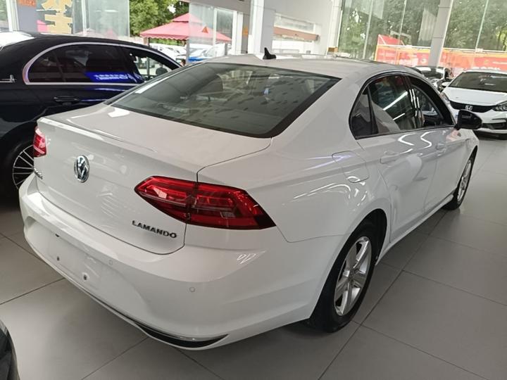 Lamando 2021 230TSI DSG photo 6