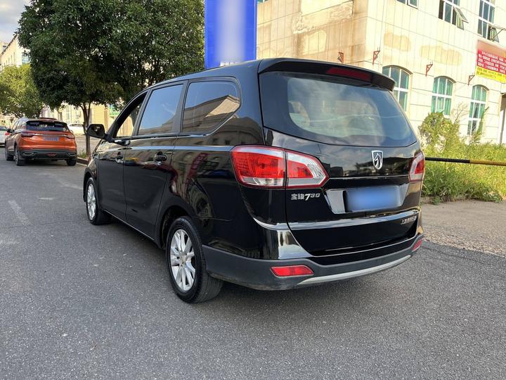 730 2016 1.5L MT Value 7-Seater China V photo 4