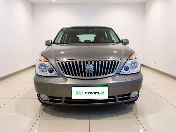 GL8 2014 2.4L Comfort photo 2