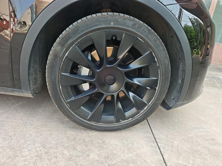 Model Y 2021 Standard Range RWD photo 8