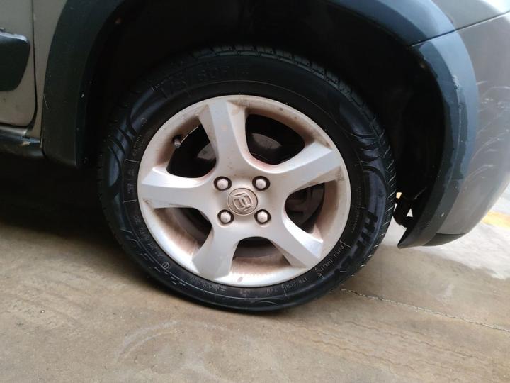 X5 2013 Luxury 1.4L photo 8
