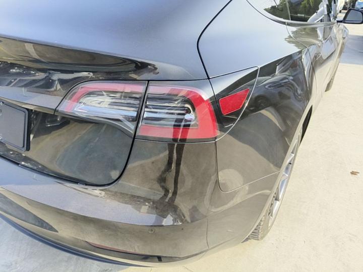 Model 3 2022 RWD photo 7