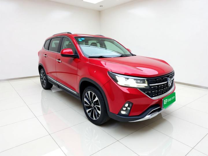 Forthing T5 2018 300T DCT Smart photo 3