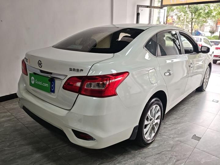Sylphy 2022 Classic 1.6XE CVT Comfort photo 4