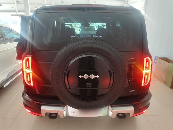 Fang Cheng Bao Leopard 5 2025 210KM Ultra photo 5