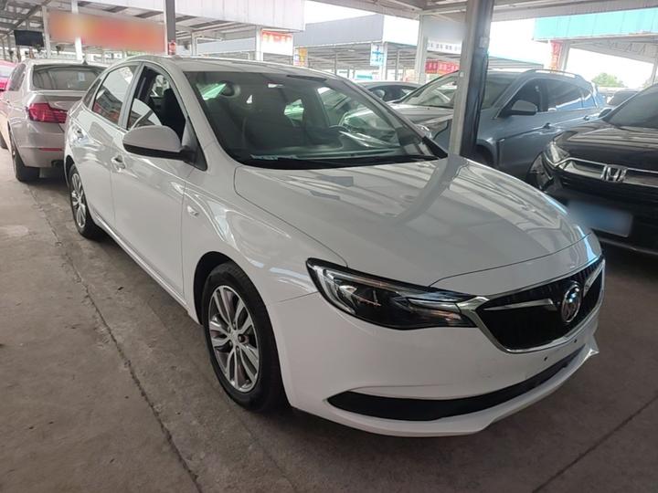 Excelle 2019 18T AT Elite China VI photo 3