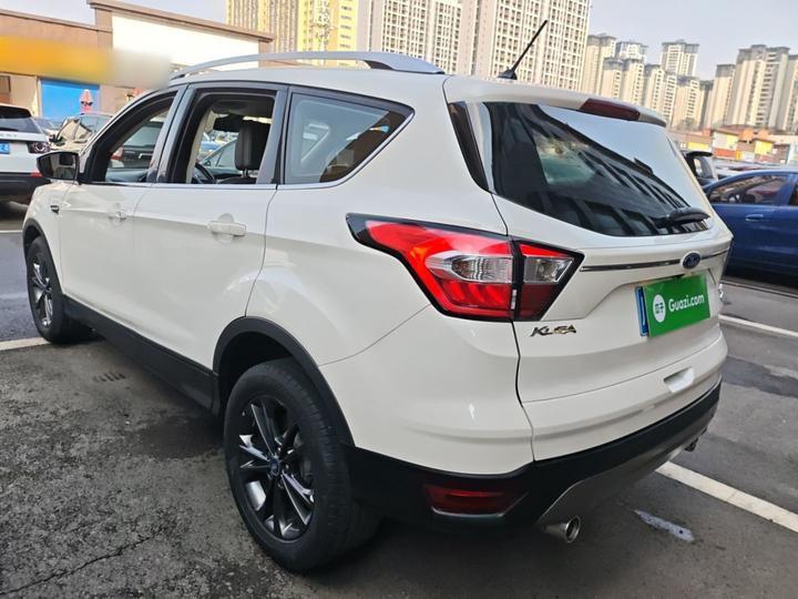 Kuga 2019 EcoBoost 180 RWD China VI photo 4