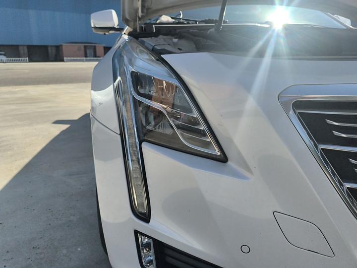 CT6 2016 28T Luxury photo 7