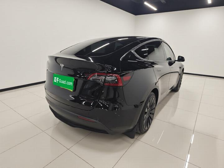 Model Y 2022 Facelift RWD photo 4
