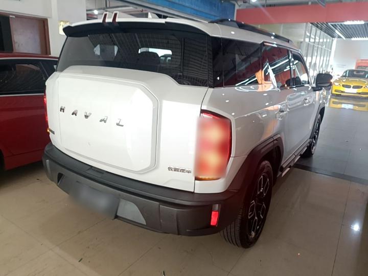 2022 1.5T DCT RWD photo 4