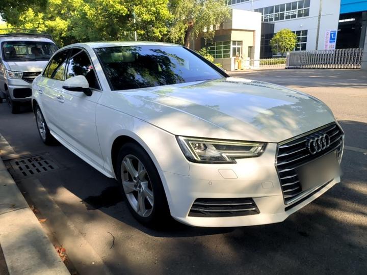 A4L 2018 30 Anniversary 40 TFSI Progressive photo 3