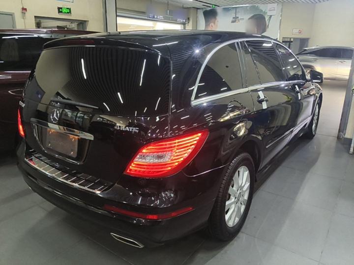 R-Class 2017 R 320 4MATIC Business Edition photo 4
