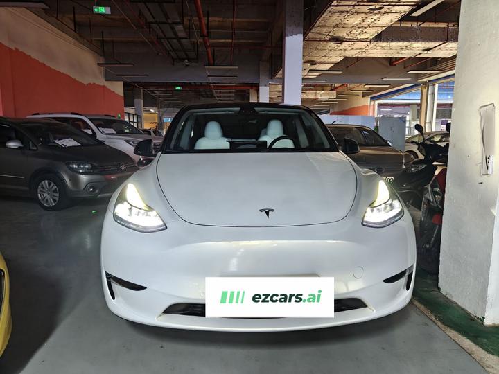 Model Y 2021 Long Range AWD 3D7 photo 2