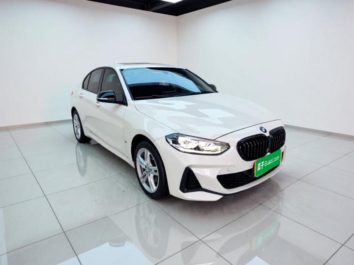 1 Series 2021 120i M Sport photo 3