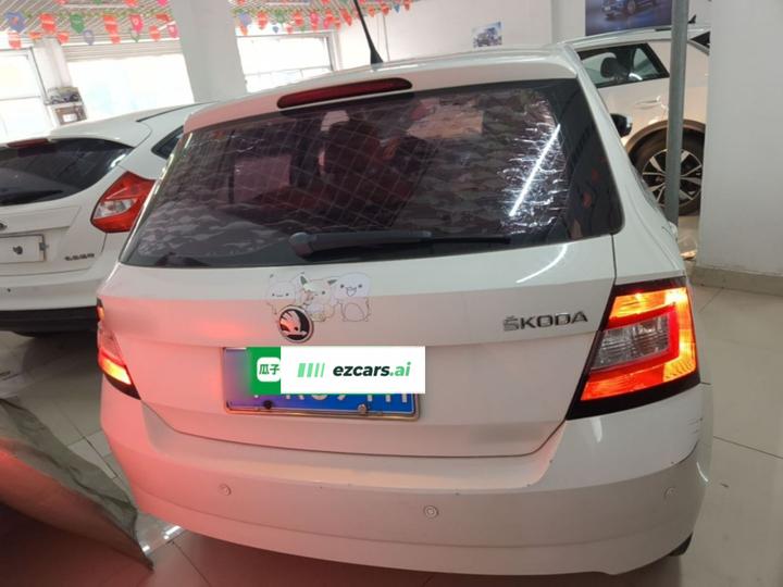 Fabia 2015 1.4L MT photo 5