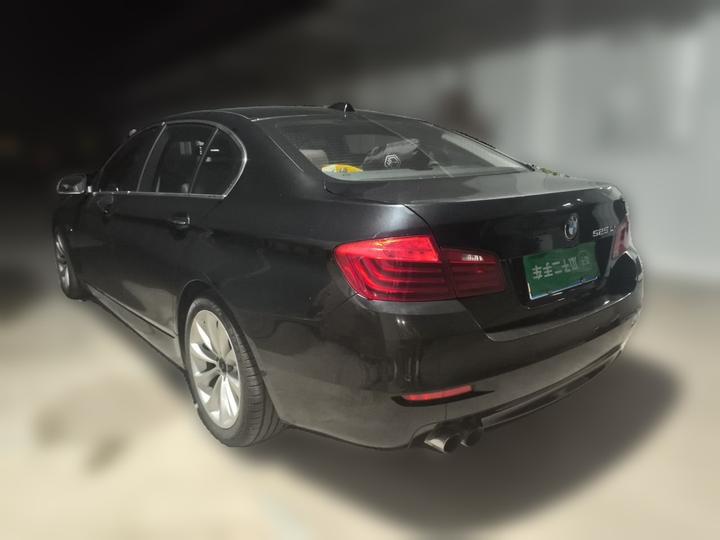 5 Series 2017 525Li Leading photo 4
