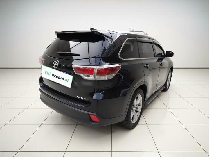 Highlander 2017 2.0T AWD Luxury 7-Seater photo 6