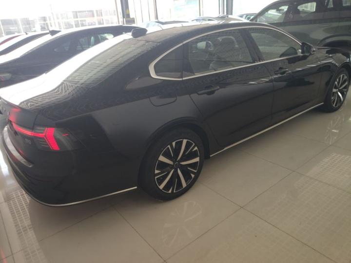 S90 2026 B5 Luxury photo 4