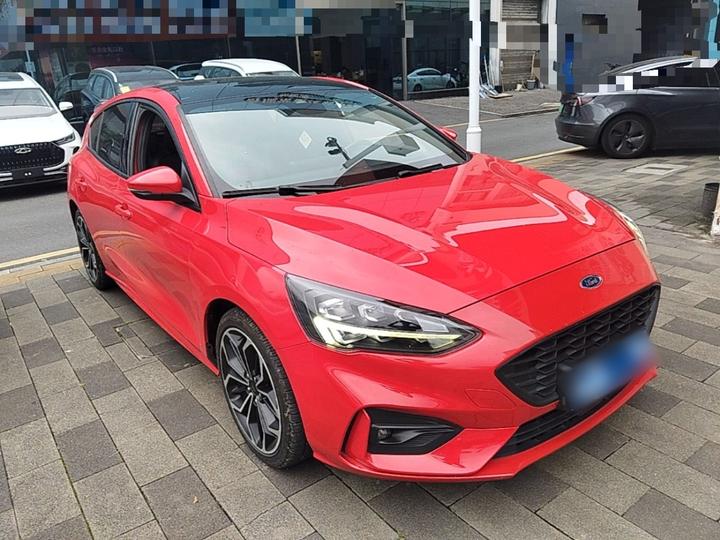 Focus 2021 Hatchback EcoBoost 180 AT ST Line photo 3