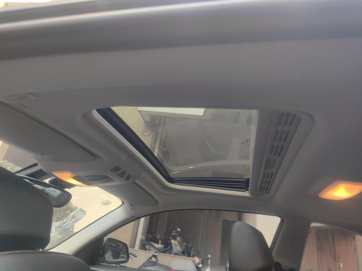 2 Series Imported 2014 220i Leading photo 8