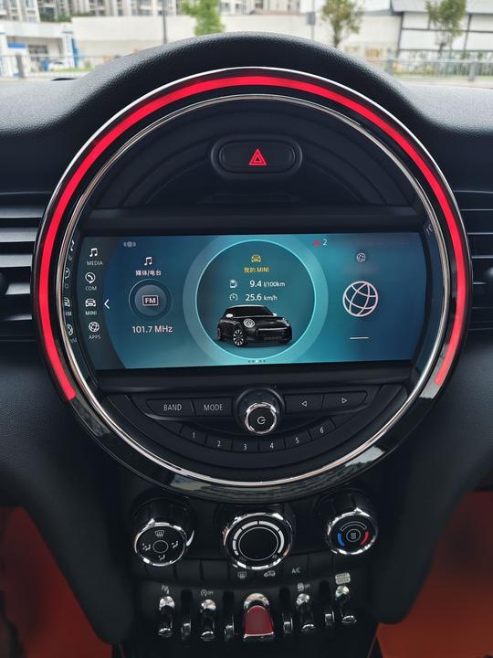 2019 1.5T COOPER Classic photo 4