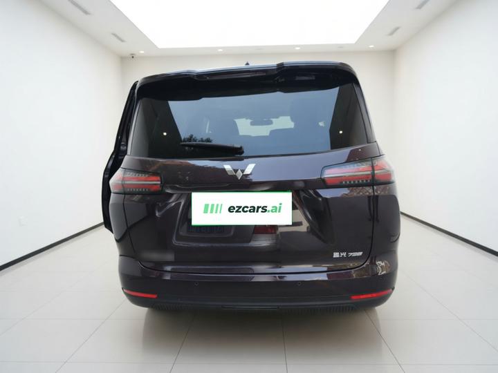 730 EV 2025 125km Luxury photo 3