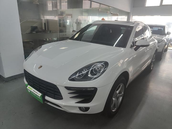 2016 Macan 2.0T