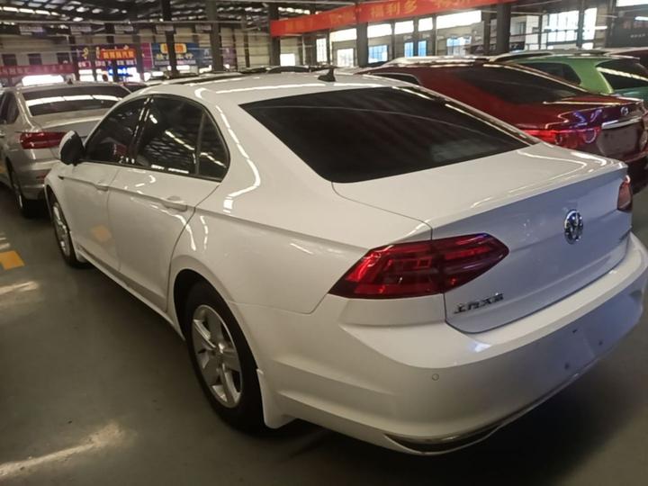 Lamando 2021 230TSI DSG photo 4