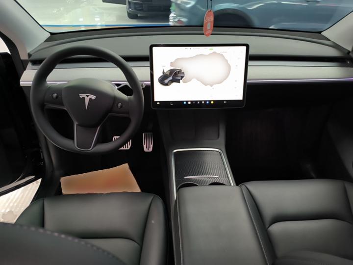 Model Y 2024 RWD photo 5