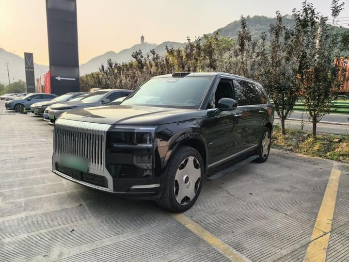 9X 2025 Hyper 70kWh 6-Seater