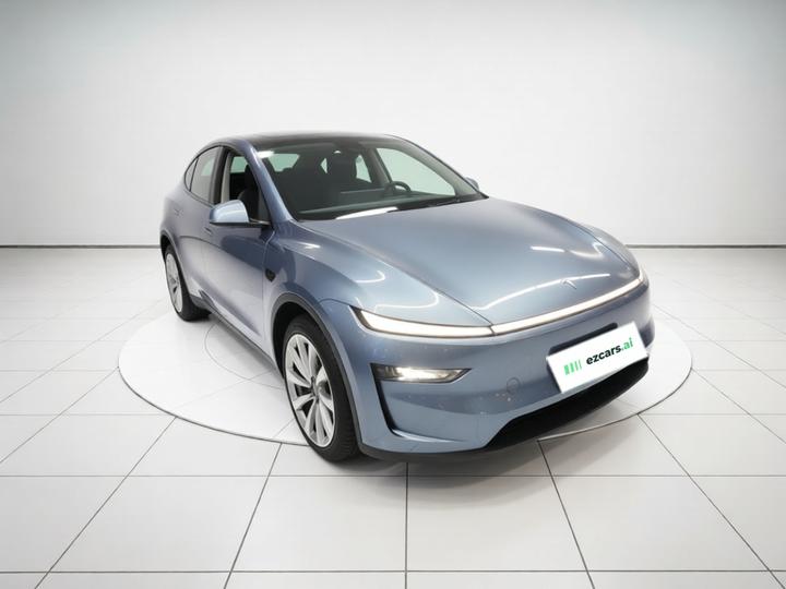 Model Y 2025 RWD photo 3
