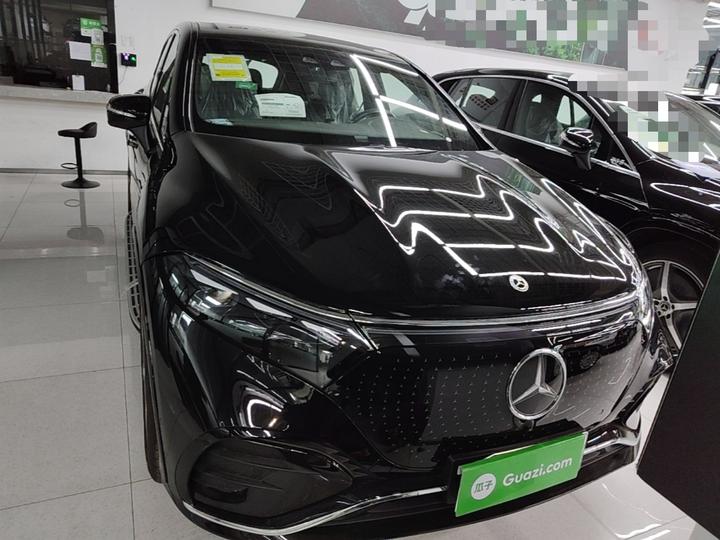 EQS SUV 2025 500 4MATIC photo 2