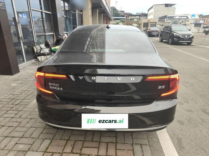 S90 2023 B5 Luxury photo 5
