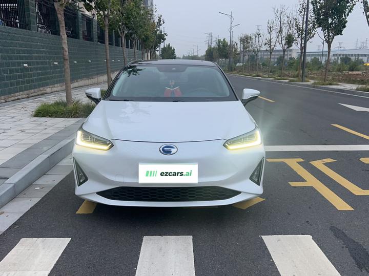 GAC Toyota iA5 2019 Luxury photo 2