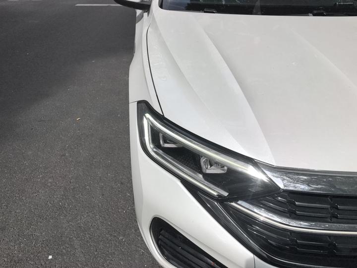 Sagitar 2023 300TSI DSG Excellence photo 7