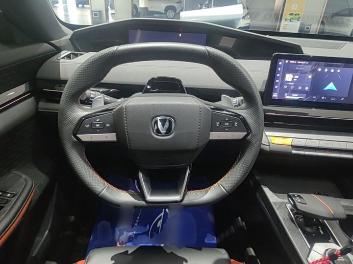 UNI-V 2024 1.5T photo 2