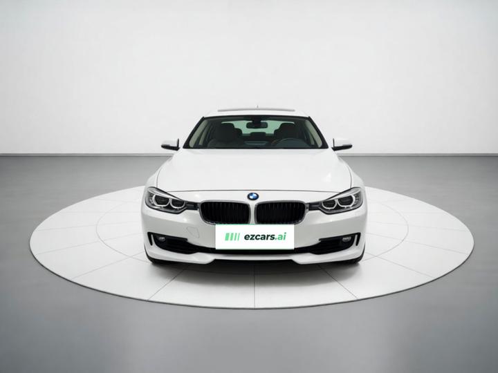 3 Series 2013 320i Sport Design Package photo 2