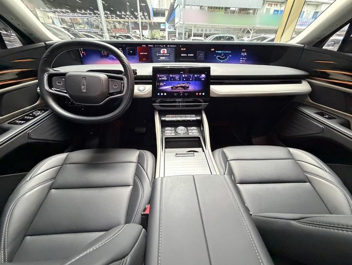 Nautilus 2025 2.0T AWD Exclusive photo 4