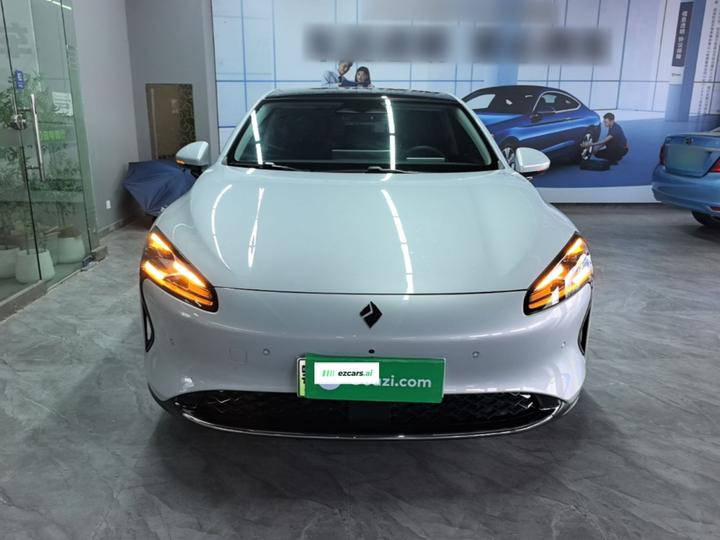 2025 EV 600km Luxury photo 2