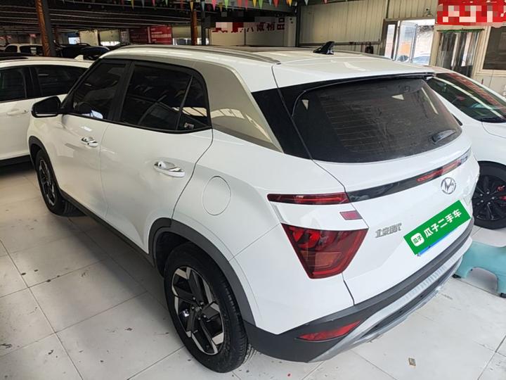 ix25 2020 1.5L CVT GLS Smart photo 4