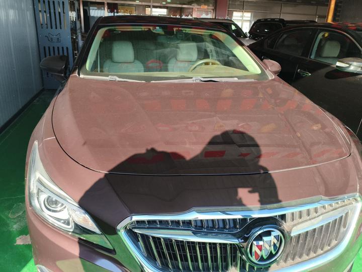 LaCrosse 2016 Facelift 20T Leading photo 2