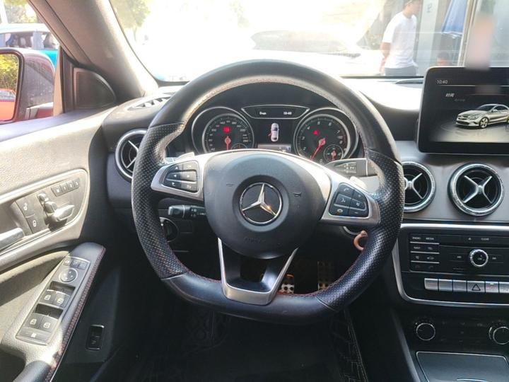 CLA 2017 CLA 220 4MATIC photo 6